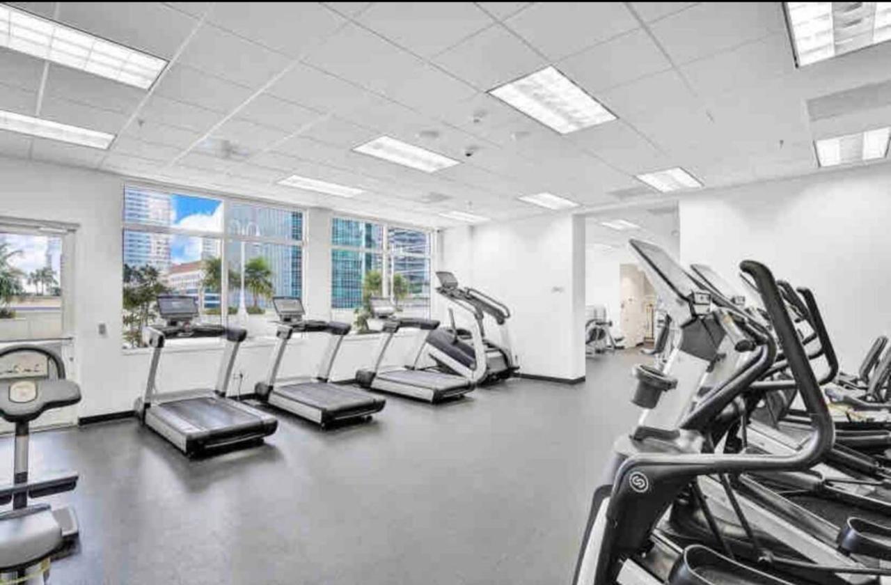 Luxurious 1Br High Rise Condo Brickell-Free Parking 마이애미 외부 사진