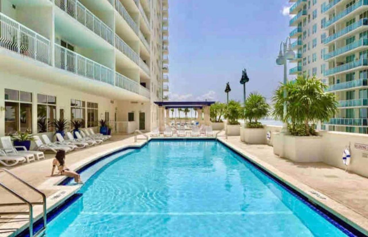 Luxurious 1Br High Rise Condo Brickell-Free Parking 마이애미 외부 사진