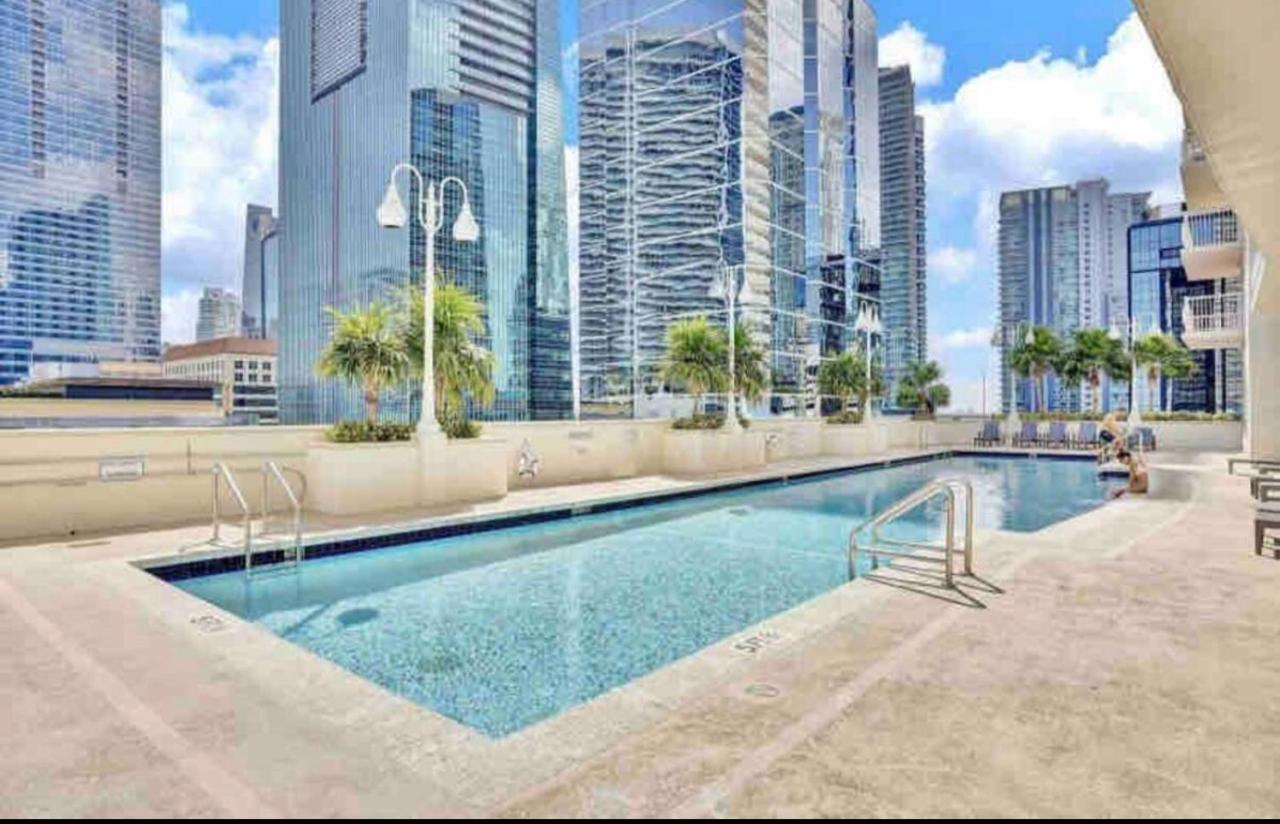 Luxurious 1Br High Rise Condo Brickell-Free Parking 마이애미 외부 사진